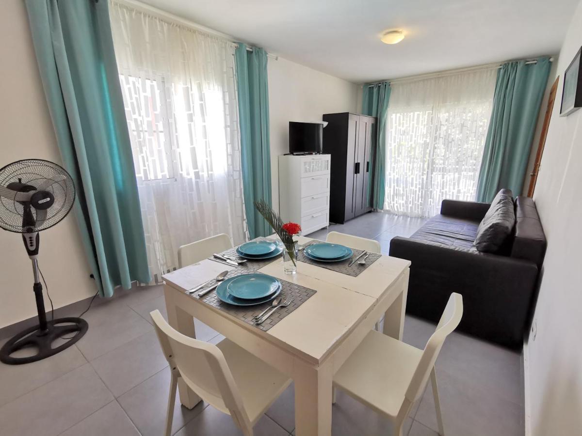 Tropicana Suites Deluxe Beach Club And Pool - Playa Los Corales 蓬塔卡纳 外观 照片